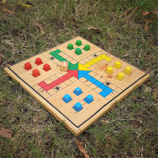 Play Smart Online Ludo Board Game